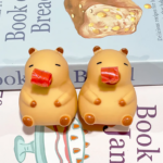 Tongue‑Out Capybara Squishy