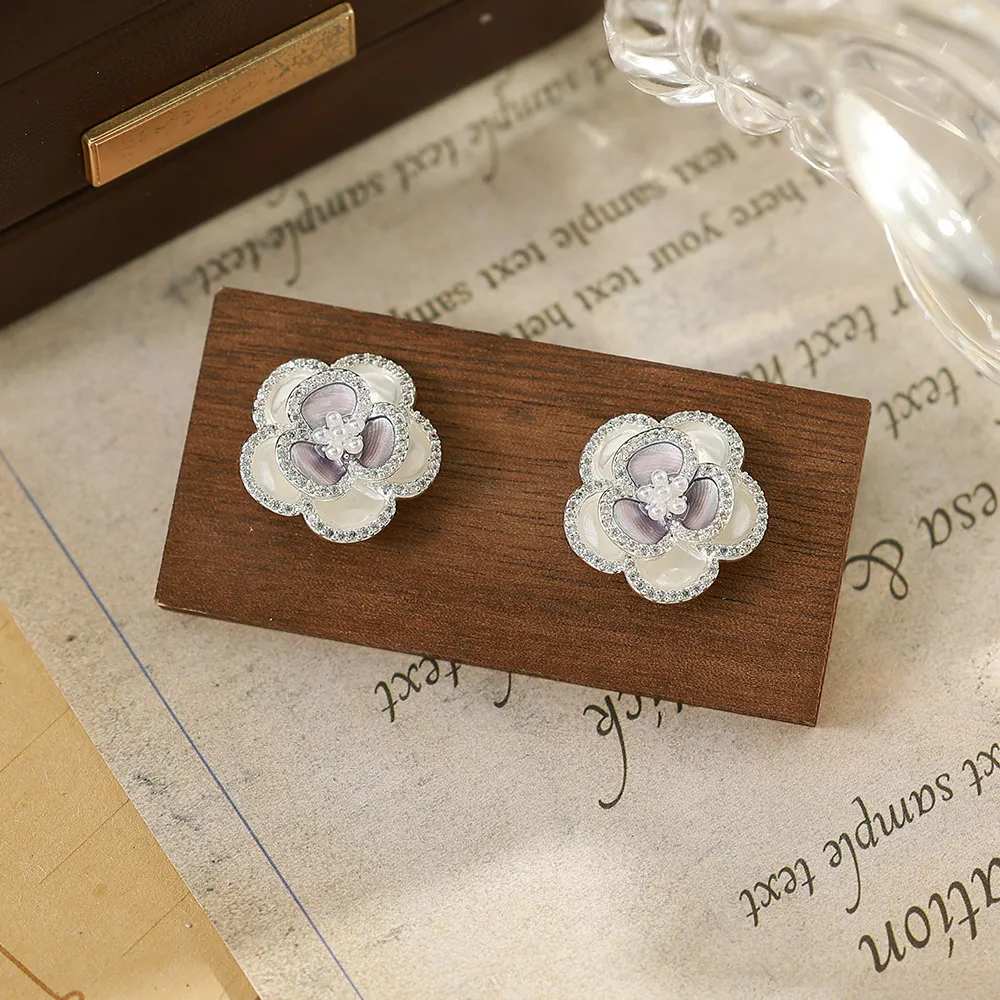 O1CN017oD1Y82BaeHUV2Cg5_2214616708355-0-cib Enamel Zircon Flower Stud Earrings - Image 1