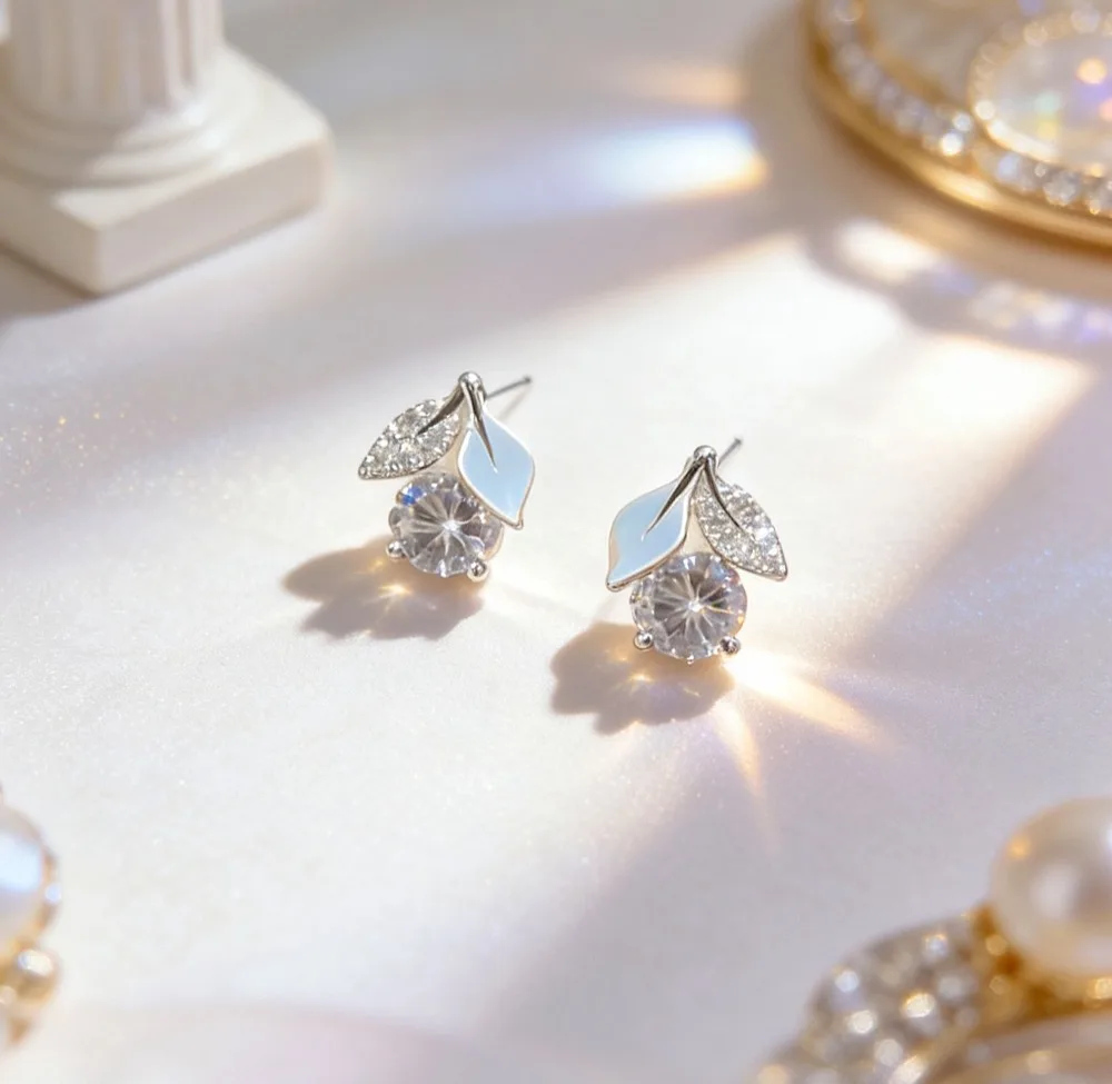 O1CN01CpTW0i2BaeG99Ozxy_2214616708355-0-cib Sparkling Zircon Cherry Stud Earrings - Image 1