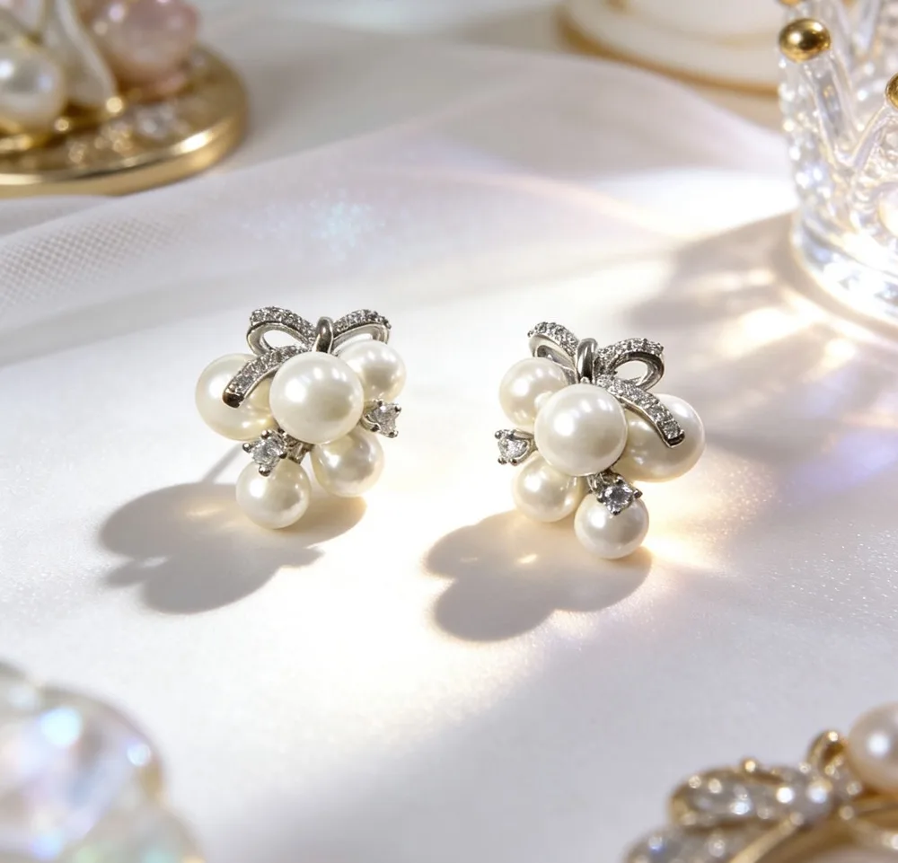 O1CN01DQoXTp2BaeG6LkxGp_2214616708355-0-cib Mocha Mousse Grape Pearl Stud Earrings - Image 1