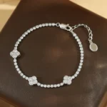 Sparkling Zircon Four-Petal Flower Beaded Bracelet