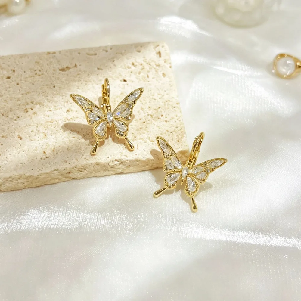 O1CN01QAymUU2BaeGmUO1uJ_2214616708355-0-cib Zircon Butterfly Stud Earrings - Image 1