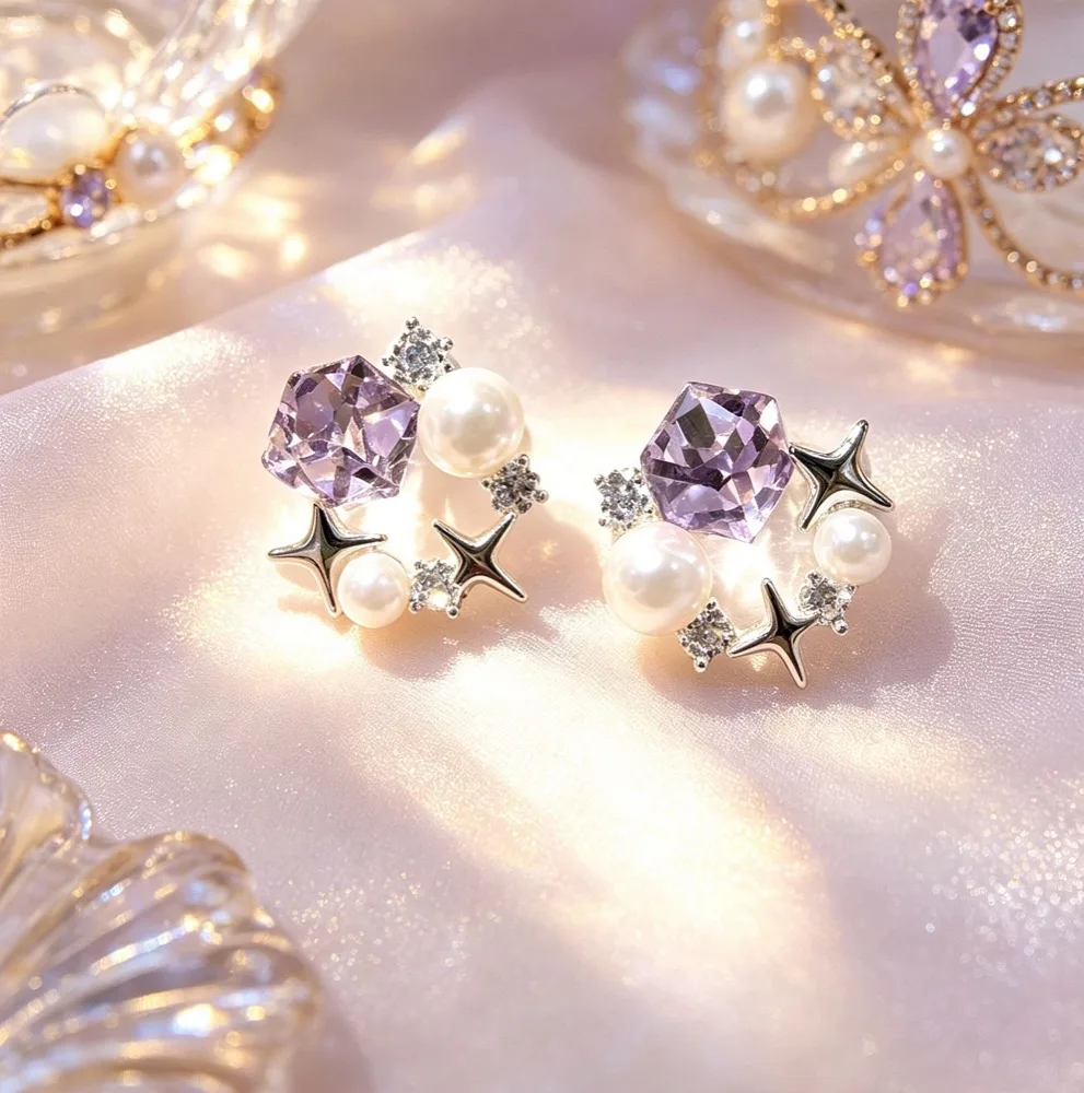 O1CN01TmHMs32BaeGb1OktC_2214616708355-0-cib Sparkling Pearl Stud Earrings - Image 1