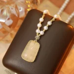 Lucky Cat Strawberry Quartz Pixiu Clavicle Necklace