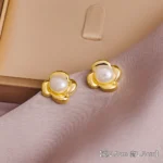 Freshwater Pearl Pearl Stud Earrings