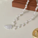 Feather Pearl Clavicle Necklace