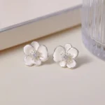Red Pearl Flower Stud Earrings