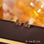 Vintage Maillard Coffee Crystal Stud Earrings